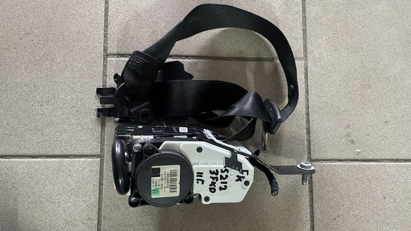 Ремень безопасности Mercedes-benz E-class S212