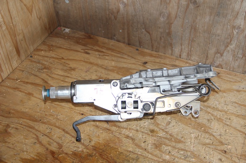 Рулевая колонка Volkswagen Touareg