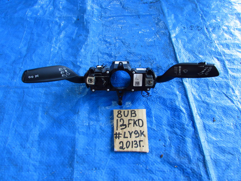 Подрулевой переключатель Audi Q3