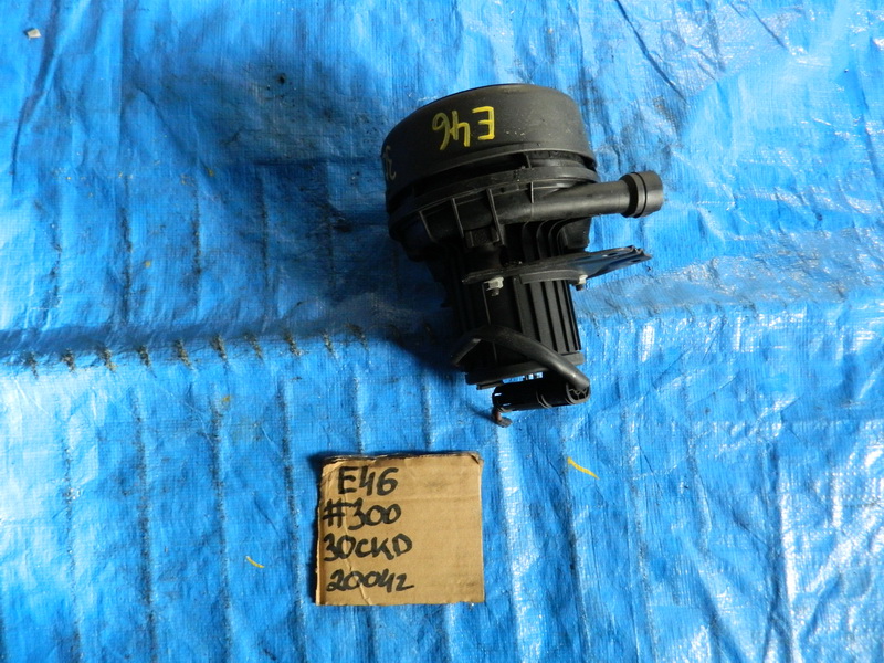 Насос воздуха BMW 3-series E46