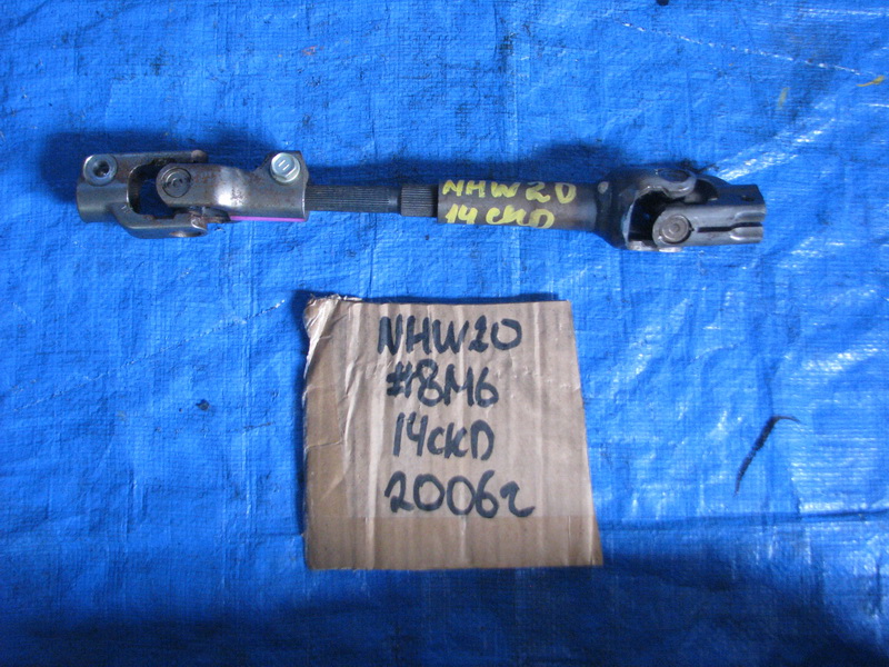 Рулевой карданчик Toyota Prius